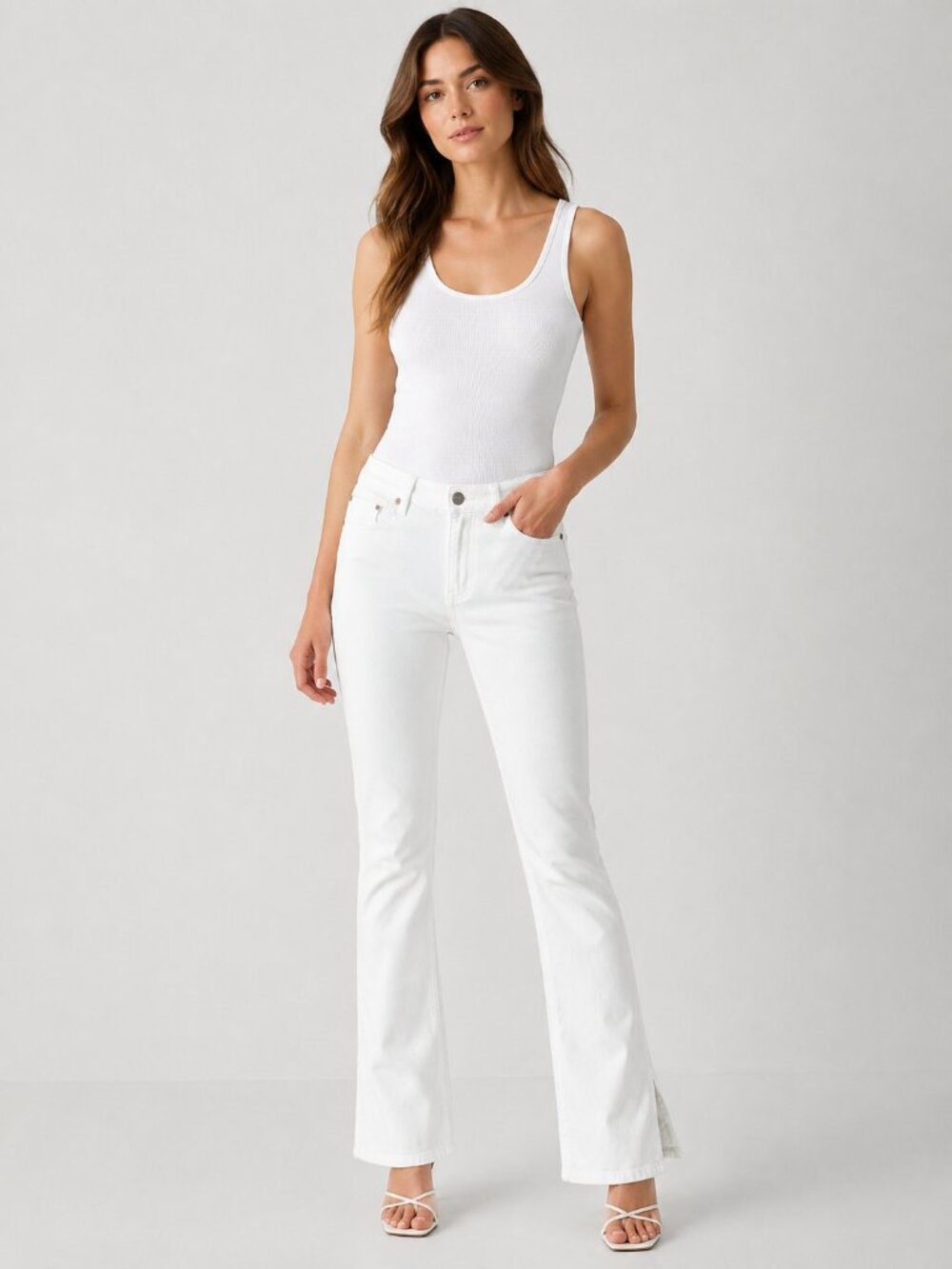 NWT BLANK NYC The Hoyt Denim High Rise Mini Flare White Jean